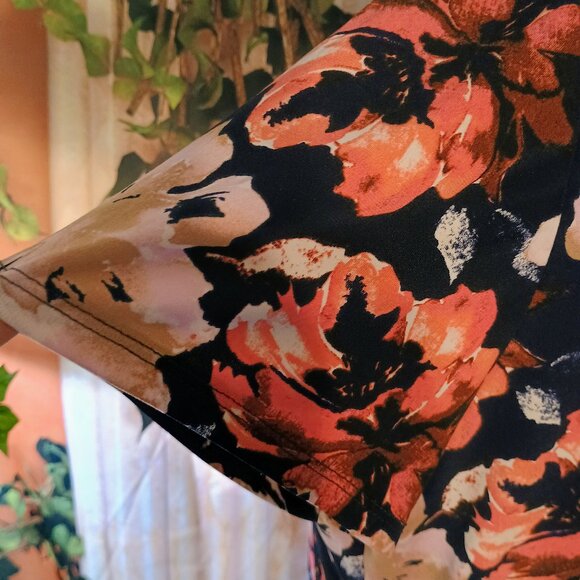 EUC: Diana Belle Sze 2X Black & Red Floral Blouse Top with Black Bow - Picture 4 of 4